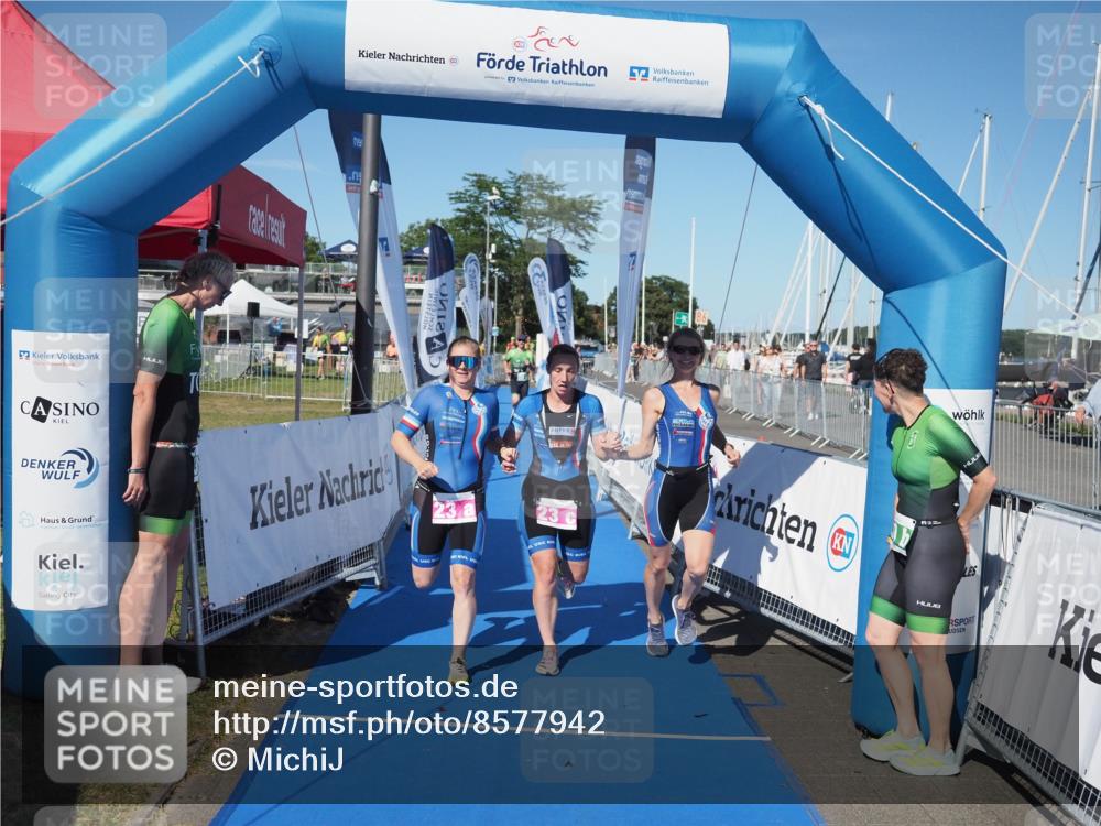 17.08.2025 - KN Förde Triathlon 2025 MichiJ http://msf.ph/oto/8577942 17.08.2025 16:12:45 Laufen 23, 30 meine-sportfotos.de
