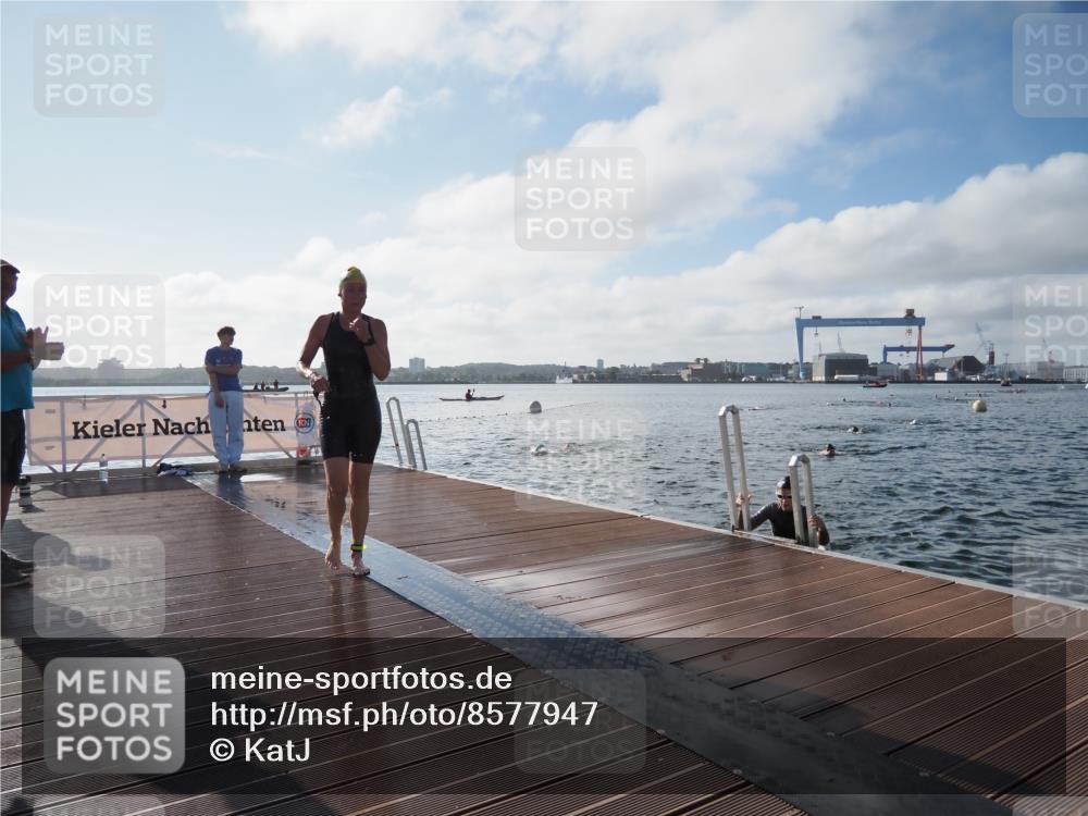 17.08.2025 - KN Förde Triathlon 2025 KatJ http://msf.ph/oto/8577947 17.08.2025 09:18:05 Schwimmen 175, 189, 254, 175, 182, 189, 254 meine-sportfotos.de