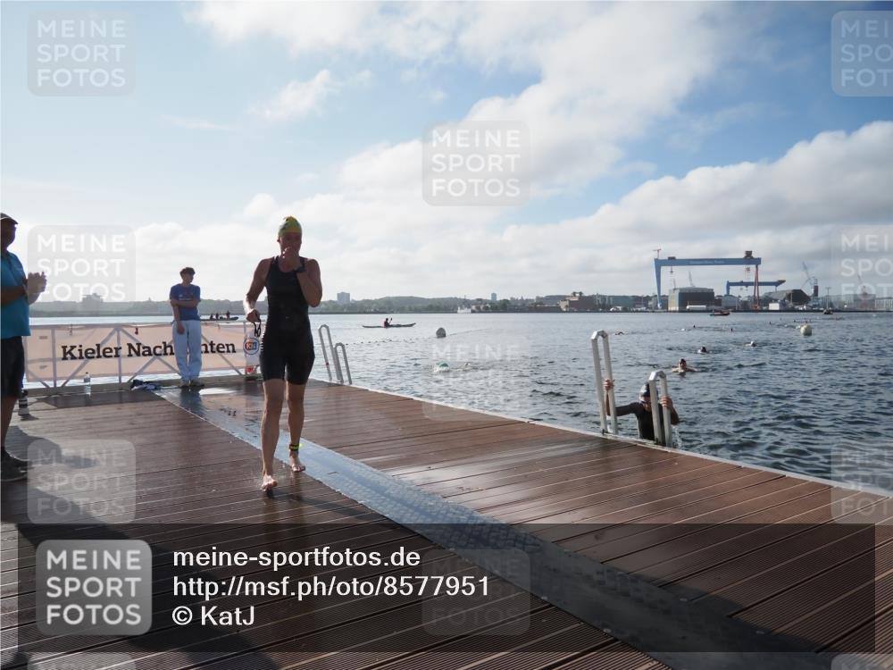 17.08.2025 - KN Förde Triathlon 2025 KatJ http://msf.ph/oto/8577951 17.08.2025 09:18:05 Schwimmen 175, 189, 254, 175, 182, 189, 254 meine-sportfotos.de