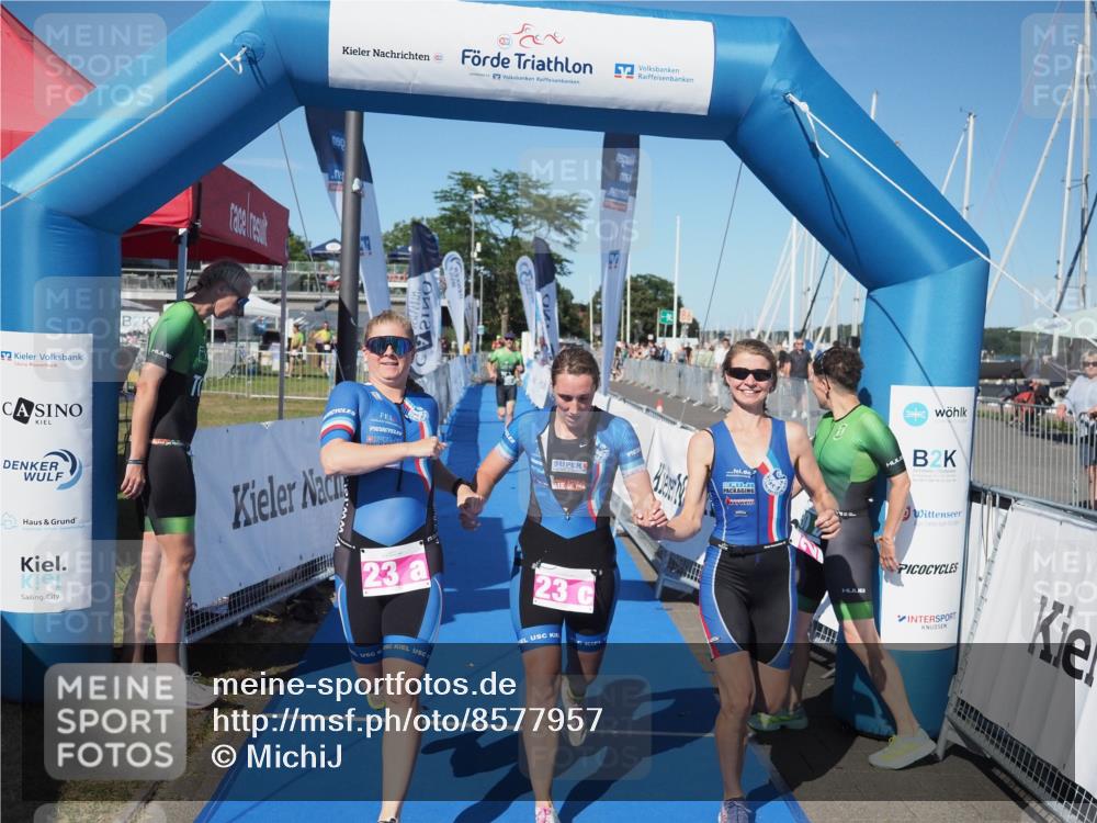 17.08.2025 - KN Förde Triathlon 2025 MichiJ http://msf.ph/oto/8577957 17.08.2025 16:12:45 Laufen 23, 30 meine-sportfotos.de