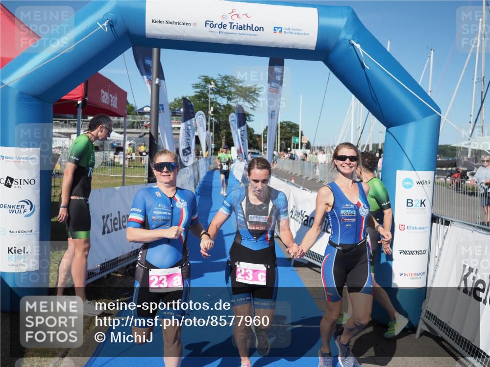 17.08.2025 - KN Förde Triathlon 2025 MichiJ http://msf.ph/oto/8577960 17.08.2025 16:12:46 Laufen 23, 30 meine-sportfotos.de