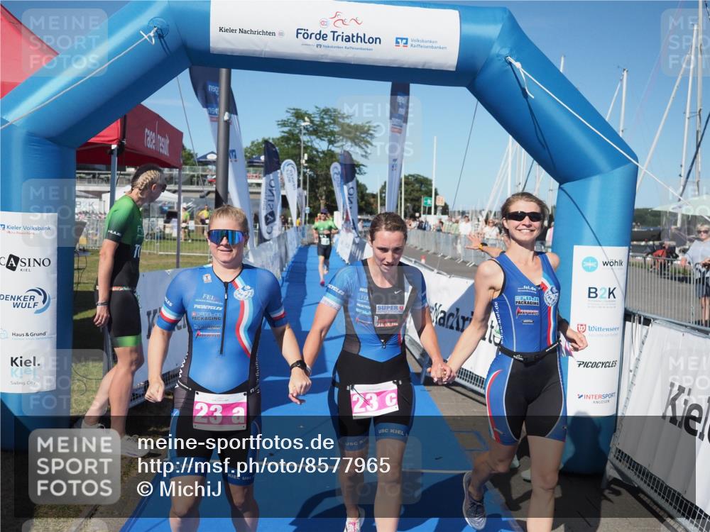 17.08.2025 - KN Förde Triathlon 2025 MichiJ http://msf.ph/oto/8577965 17.08.2025 16:12:46 Laufen 23, 30 meine-sportfotos.de