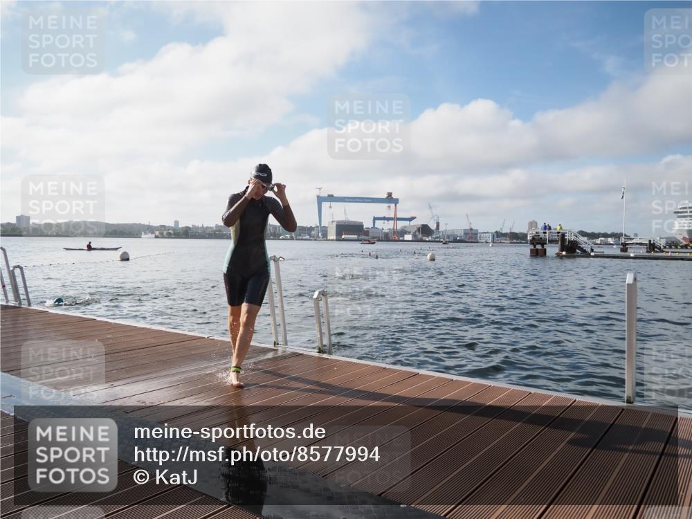 17.08.2025 - KN Förde Triathlon 2025 KatJ http://msf.ph/oto/8577994 17.08.2025 09:18:09 Schwimmen 189, 254, 175, 189, 254 meine-sportfotos.de