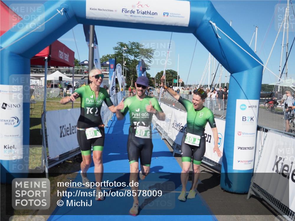 17.08.2025 - KN Förde Triathlon 2025 MichiJ http://msf.ph/oto/8578009 17.08.2025 16:12:49 Laufen 23, 30 meine-sportfotos.de