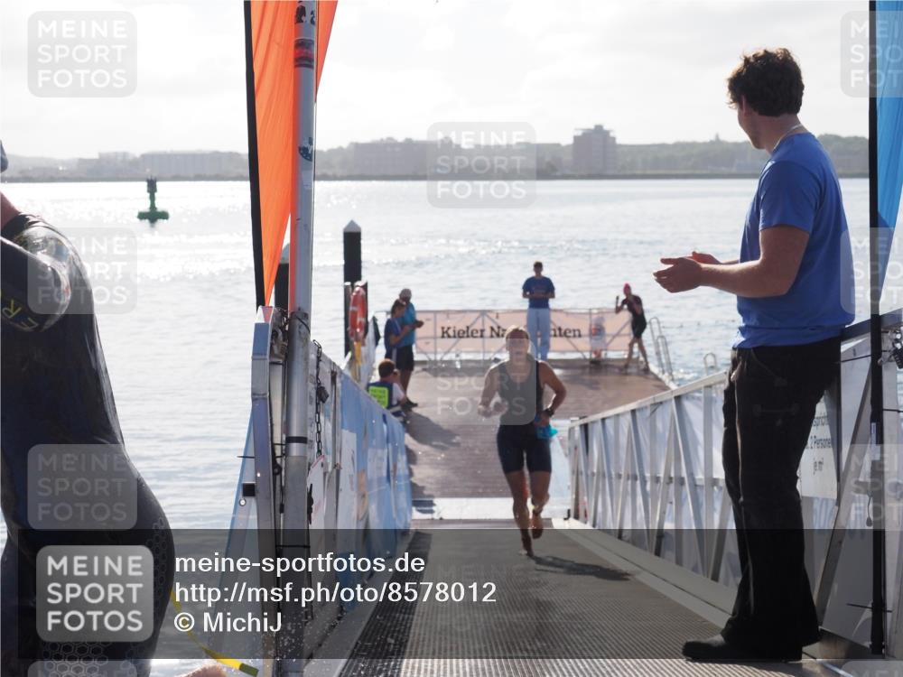 17.08.2025 - KN Förde Triathlon 2025 MichiJ http://msf.ph/oto/8578012 17.08.2025 09:15:13 Schwimmen 133, 145, 147, 152, 143, 145, 147 meine-sportfotos.de