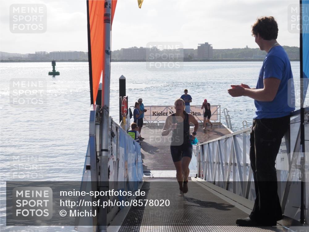 17.08.2025 - KN Förde Triathlon 2025 MichiJ http://msf.ph/oto/8578020 17.08.2025 09:15:13 Schwimmen 133, 145, 147, 152, 143, 145, 147 meine-sportfotos.de