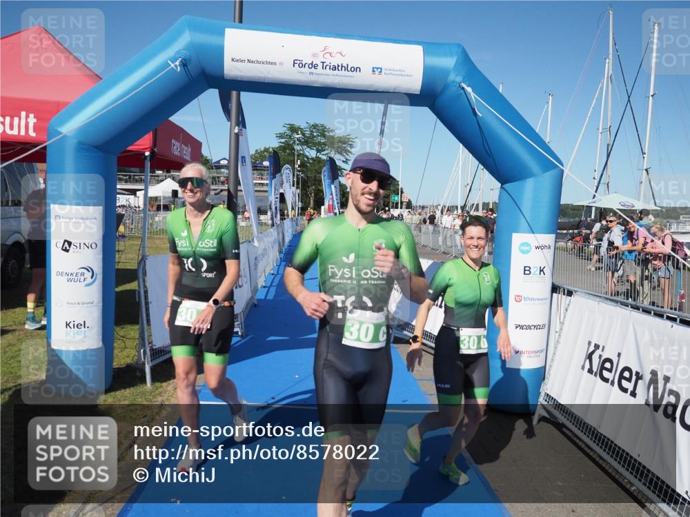 17.08.2025 - KN Förde Triathlon 2025 MichiJ http://msf.ph/oto/8578022 17.08.2025 16:12:50 Laufen 23, 30 meine-sportfotos.de