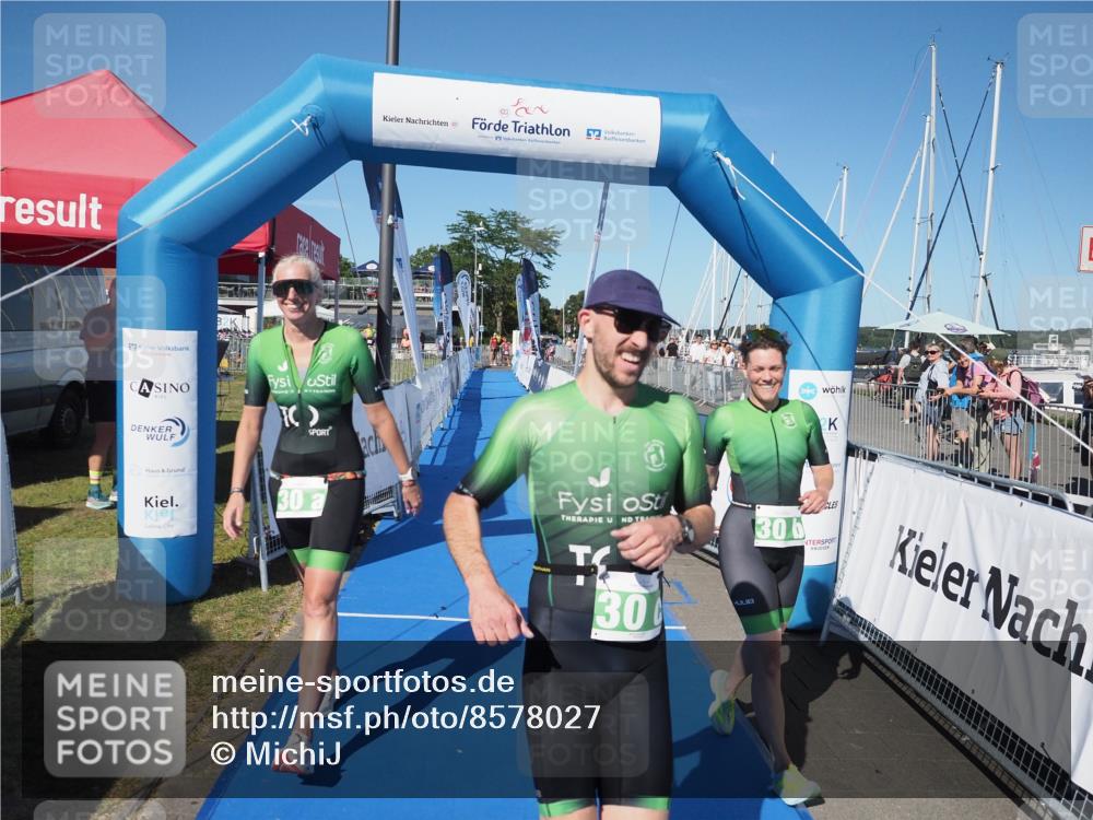 17.08.2025 - KN Förde Triathlon 2025 MichiJ http://msf.ph/oto/8578027 17.08.2025 16:12:50 Laufen 23, 30 meine-sportfotos.de