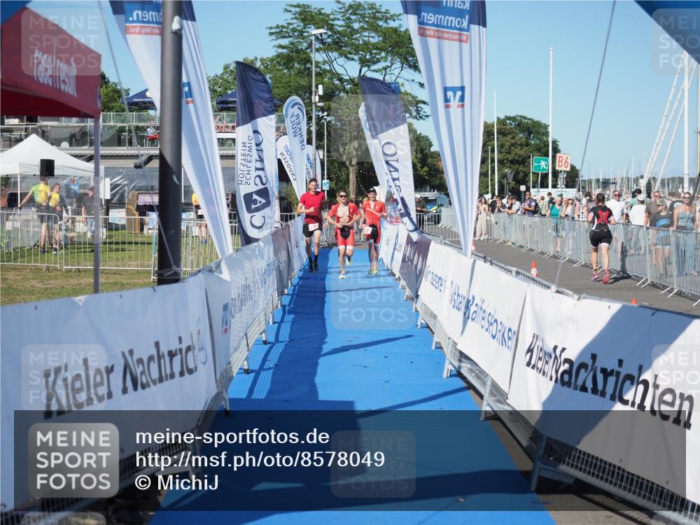 17.08.2025 - KN Förde Triathlon 2025 MichiJ http://msf.ph/oto/8578049 17.08.2025 16:13:16 Laufen  meine-sportfotos.de