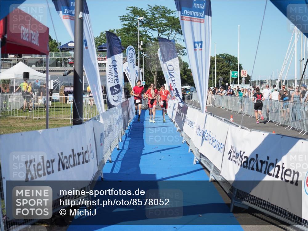 17.08.2025 - KN Förde Triathlon 2025 MichiJ http://msf.ph/oto/8578052 17.08.2025 16:13:16 Laufen  meine-sportfotos.de
