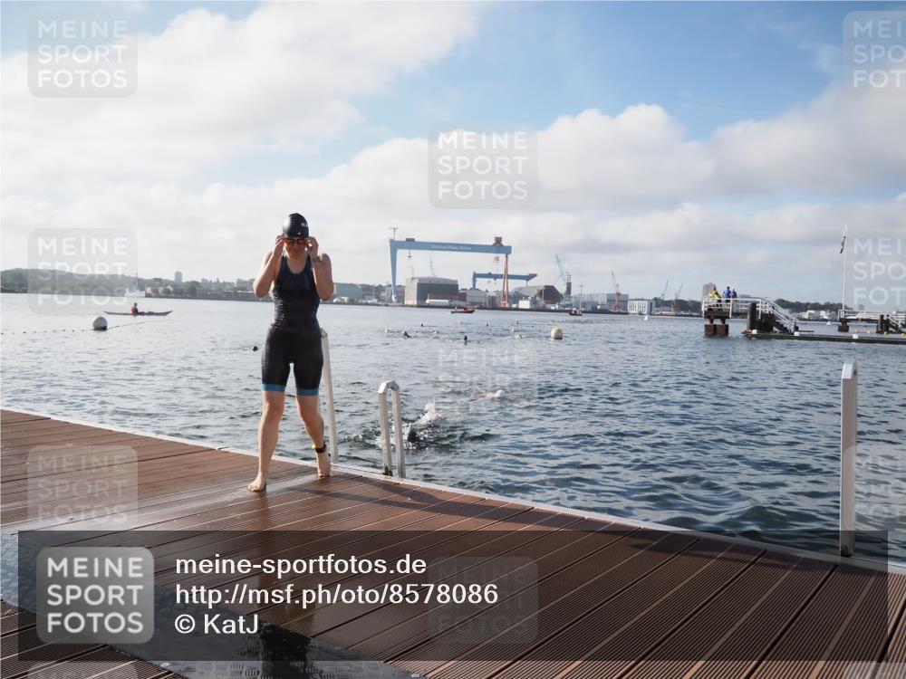 17.08.2025 - KN Förde Triathlon 2025 KatJ http://msf.ph/oto/8578086 17.08.2025 09:18:24 Schwimmen 174, 185, 192, 174, 185, 192 meine-sportfotos.de