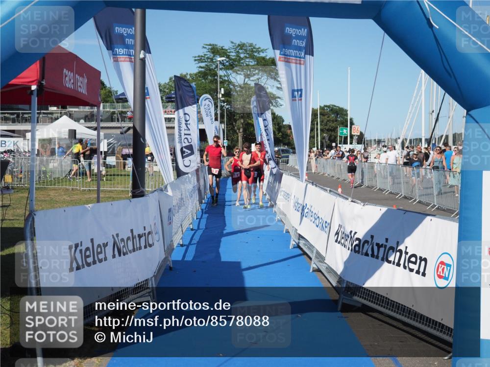17.08.2025 - KN Förde Triathlon 2025 MichiJ http://msf.ph/oto/8578088 17.08.2025 16:13:18 Laufen 16 meine-sportfotos.de