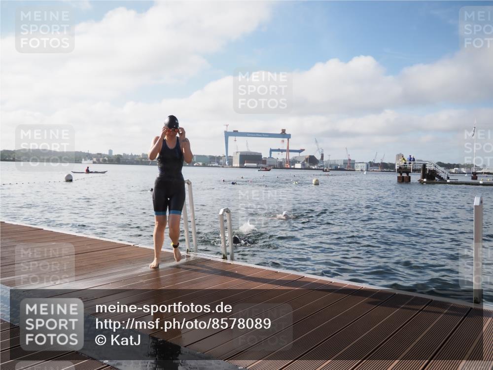 17.08.2025 - KN Förde Triathlon 2025 KatJ http://msf.ph/oto/8578089 17.08.2025 09:18:24 Schwimmen 174, 185, 192, 174, 185, 192 meine-sportfotos.de