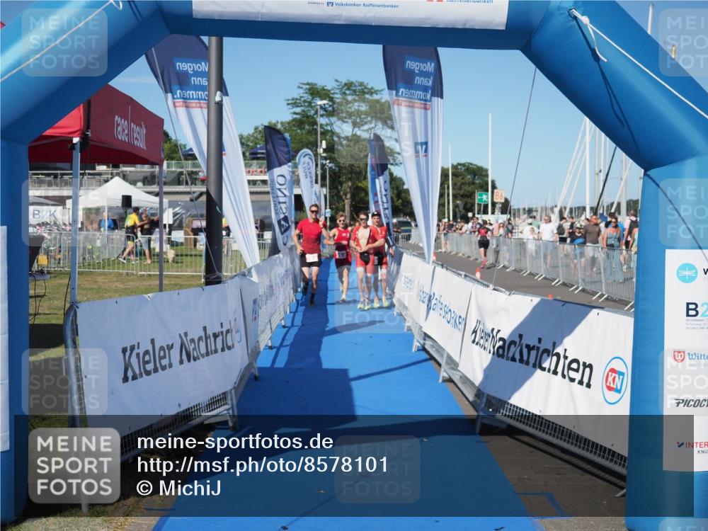 17.08.2025 - KN Förde Triathlon 2025 MichiJ http://msf.ph/oto/8578101 17.08.2025 16:13:18 Laufen 16 meine-sportfotos.de