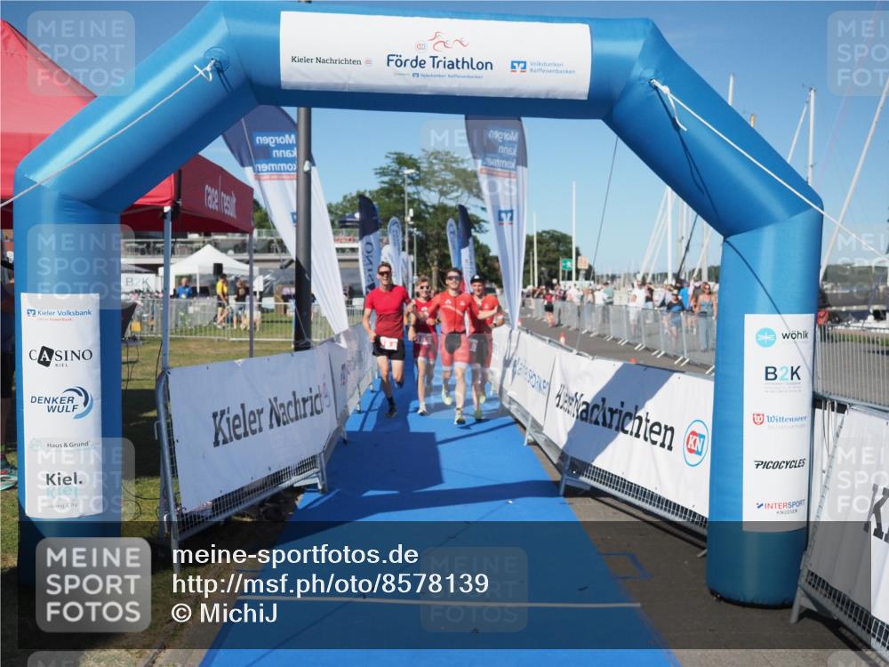 17.08.2025 - KN Förde Triathlon 2025 MichiJ http://msf.ph/oto/8578139 17.08.2025 16:13:20 Laufen 16 meine-sportfotos.de