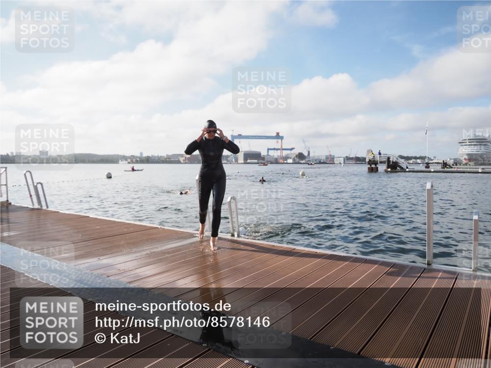 17.08.2025 - KN Förde Triathlon 2025 KatJ http://msf.ph/oto/8578146 17.08.2025 09:18:32 Schwimmen 174, 192, 250, 174, 185, 192, 250 meine-sportfotos.de