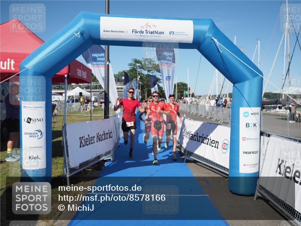 17.08.2025 - KN Förde Triathlon 2025 MichiJ http://msf.ph/oto/8578166 17.08.2025 16:13:21 Laufen 16 meine-sportfotos.de
