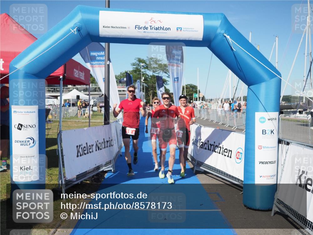 17.08.2025 - KN Förde Triathlon 2025 MichiJ http://msf.ph/oto/8578173 17.08.2025 16:13:22 Laufen 16 meine-sportfotos.de