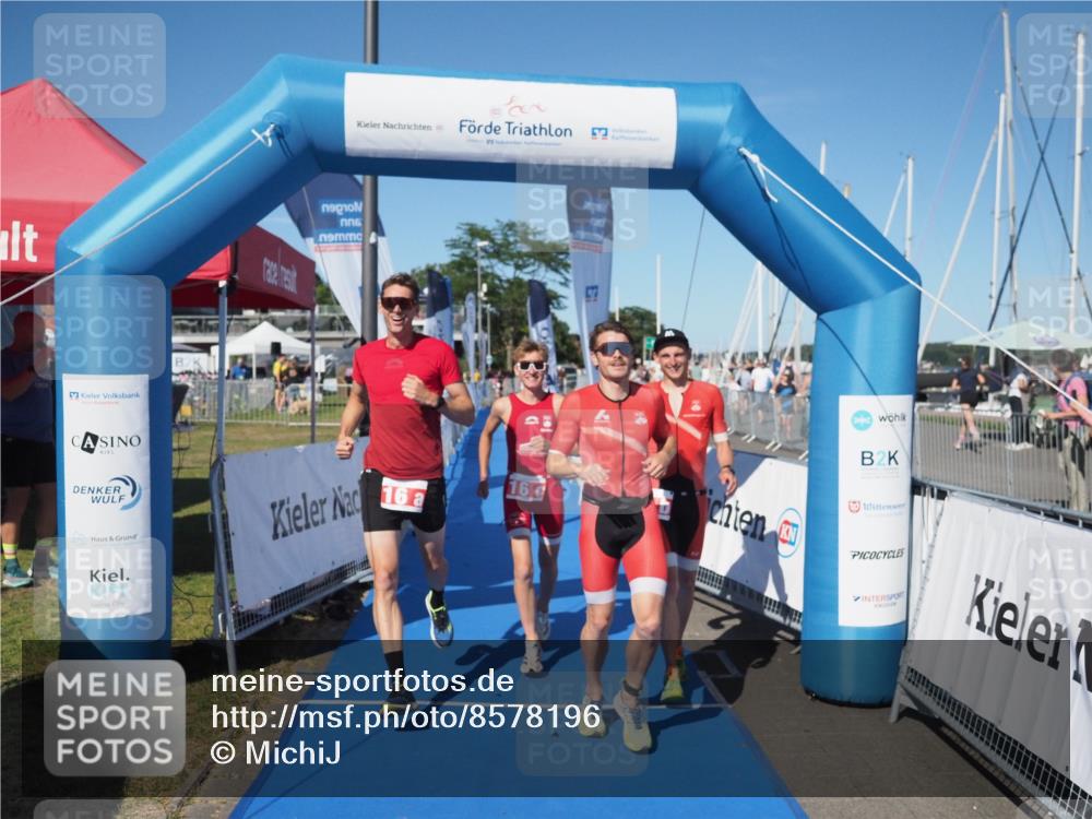 17.08.2025 - KN Förde Triathlon 2025 MichiJ http://msf.ph/oto/8578196 17.08.2025 16:13:22 Laufen 16 meine-sportfotos.de