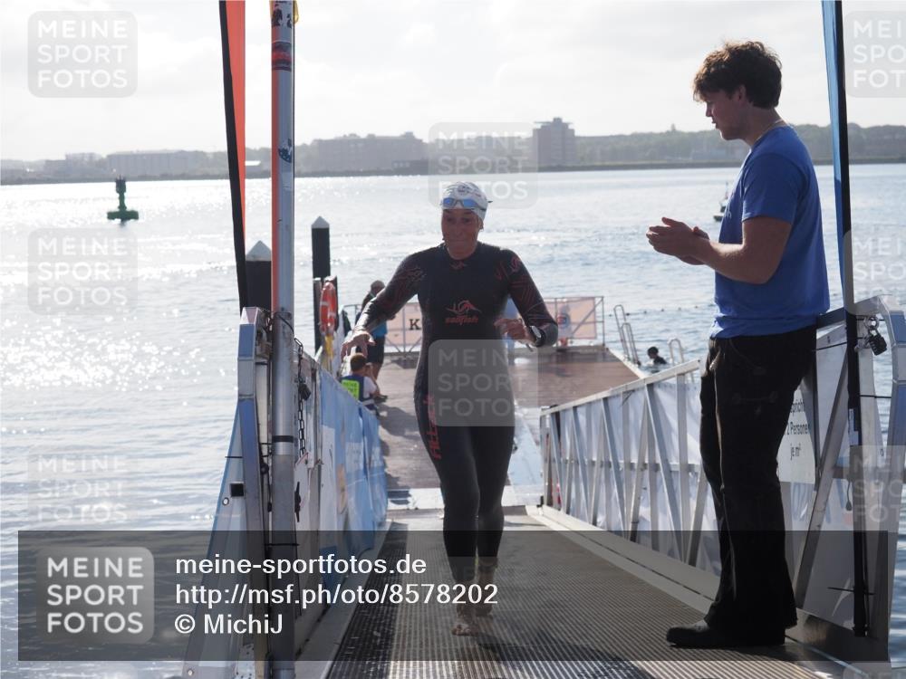 17.08.2025 - KN Förde Triathlon 2025 MichiJ http://msf.ph/oto/8578202 17.08.2025 09:15:33 Schwimmen 141, 143, 149, 131, 141, 149 meine-sportfotos.de