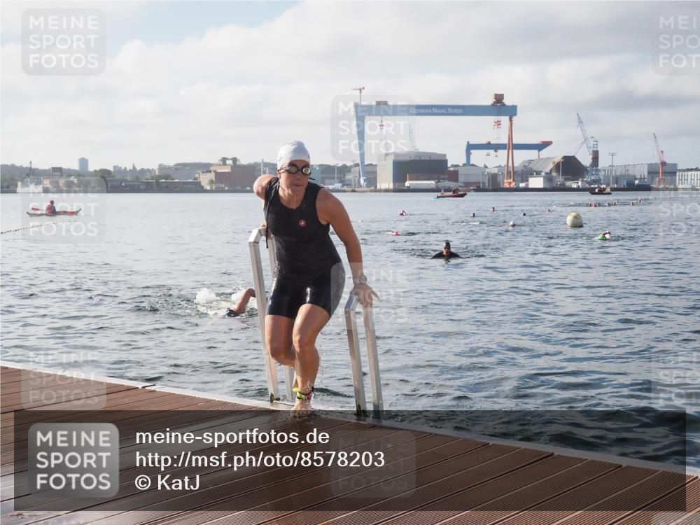 17.08.2025 - KN Förde Triathlon 2025 KatJ http://msf.ph/oto/8578203 17.08.2025 09:18:37 Schwimmen 192, 250, 174, 192, 250 meine-sportfotos.de
