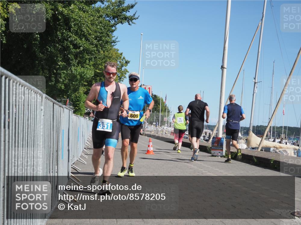 17.08.2025 - KN Förde Triathlon 2025 KatJ http://msf.ph/oto/8578205 17.08.2025 12:14:05 Laufen 294, 351, 374, 380, 609, 611 meine-sportfotos.de