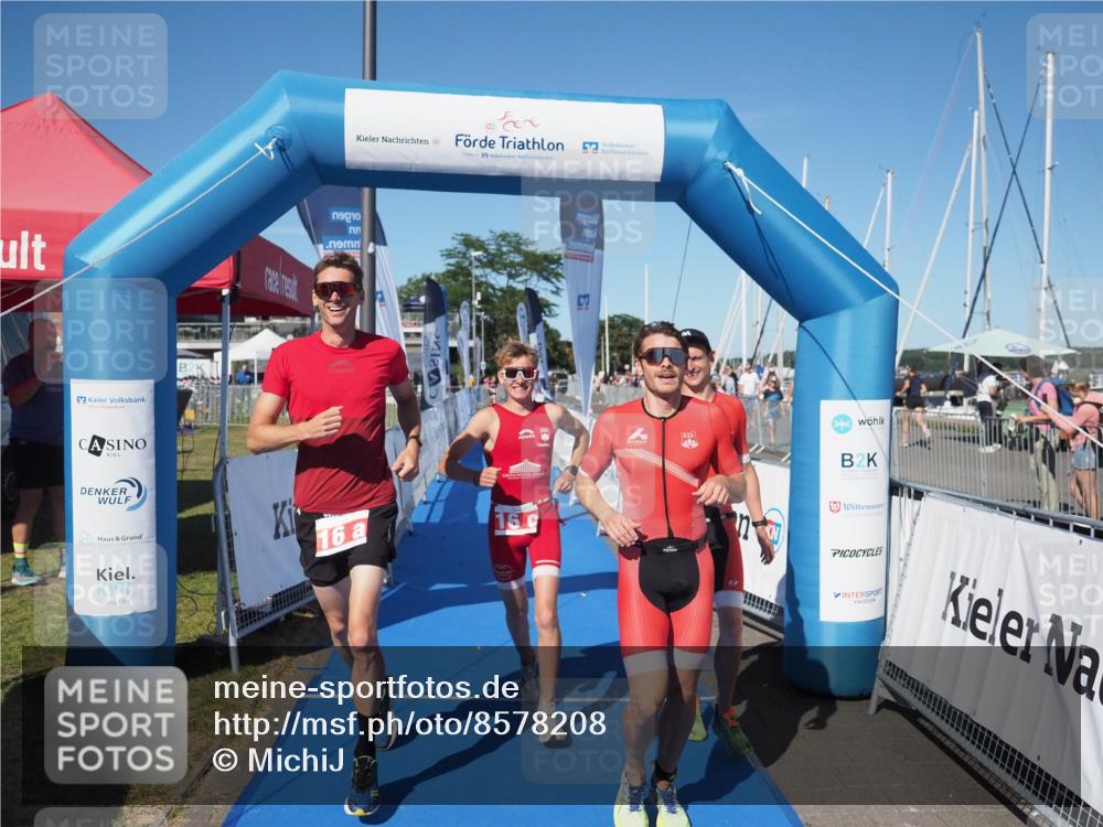 17.08.2025 - KN Förde Triathlon 2025 MichiJ http://msf.ph/oto/8578208 17.08.2025 16:13:23 Laufen 16 meine-sportfotos.de