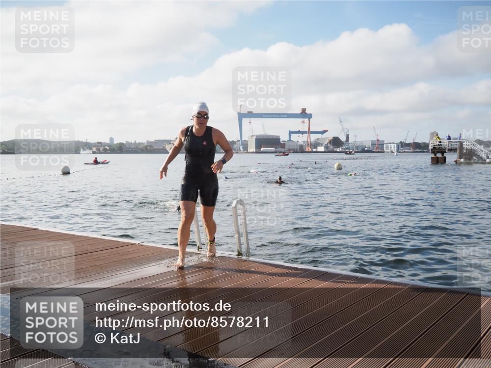 17.08.2025 - KN Förde Triathlon 2025 KatJ http://msf.ph/oto/8578211 17.08.2025 09:18:37 Schwimmen 192, 250, 174, 192, 250 meine-sportfotos.de