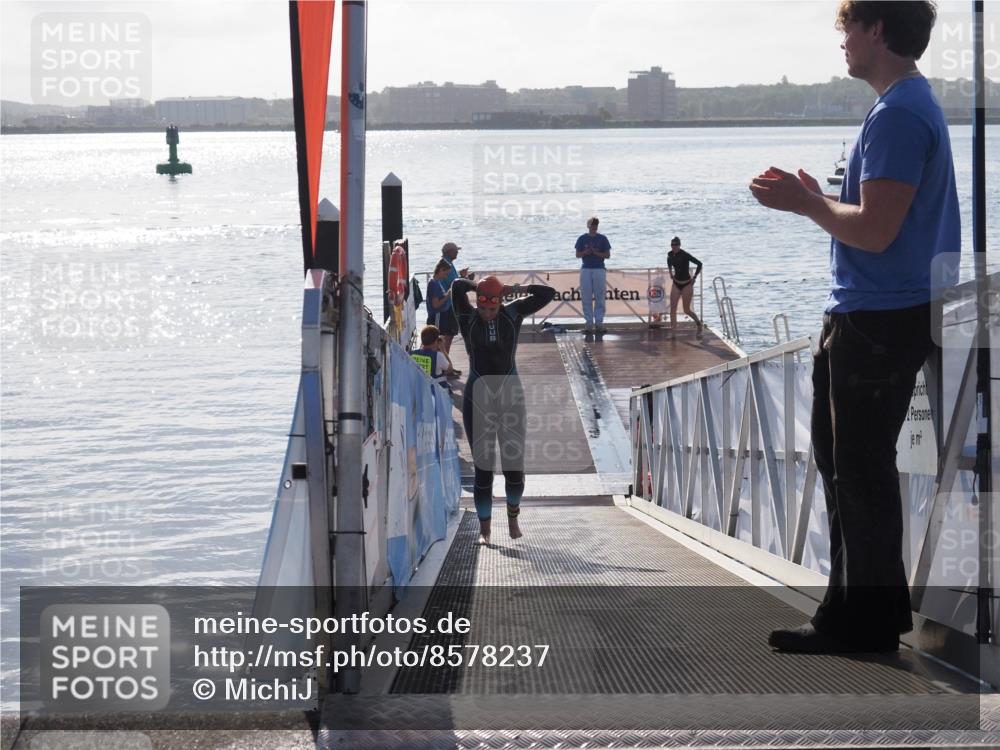 17.08.2025 - KN Förde Triathlon 2025 MichiJ http://msf.ph/oto/8578237 17.08.2025 09:15:38 Schwimmen 141, 149, 131 meine-sportfotos.de