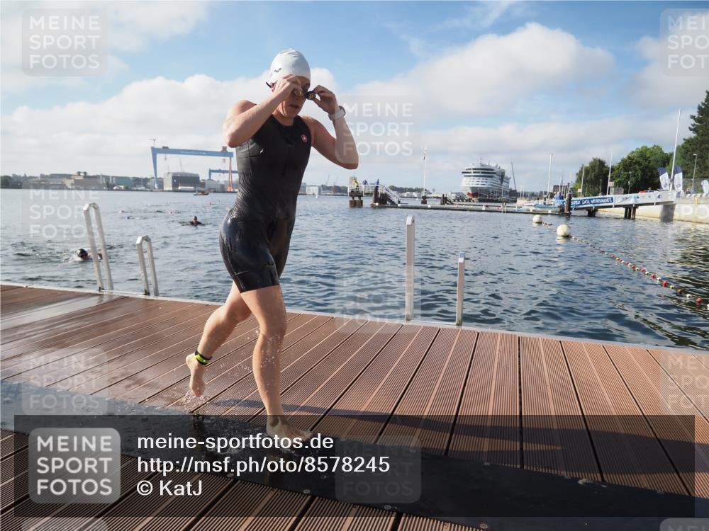 17.08.2025 - KN Förde Triathlon 2025 KatJ http://msf.ph/oto/8578245 17.08.2025 09:18:39 Schwimmen 153, 192, 250, 192, 250 meine-sportfotos.de