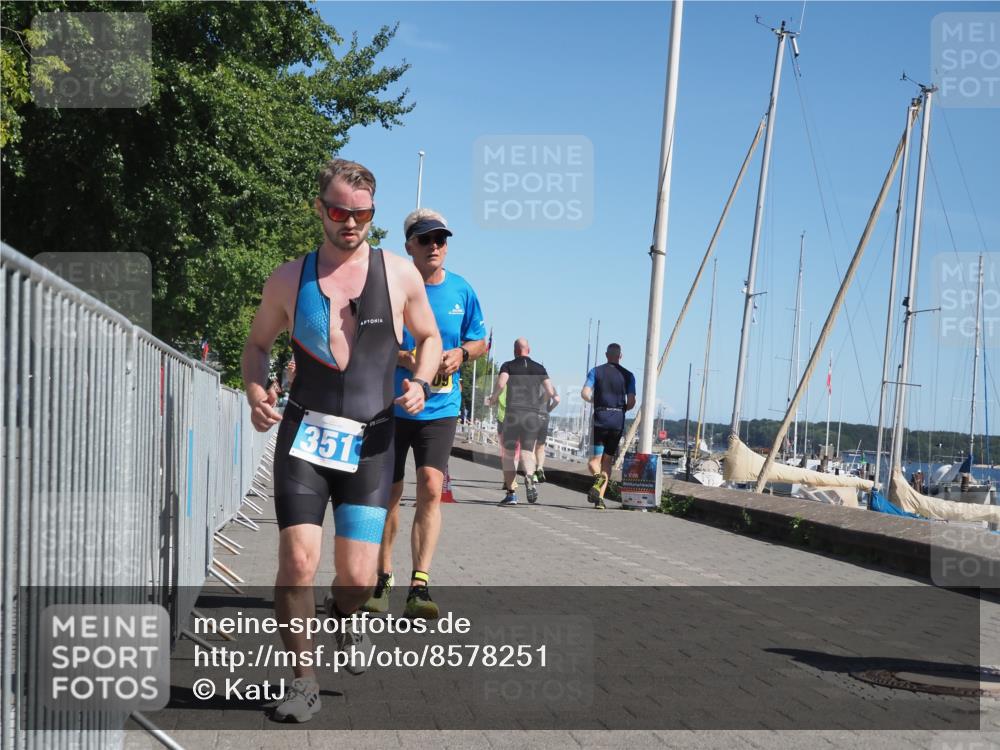 17.08.2025 - KN Förde Triathlon 2025 KatJ http://msf.ph/oto/8578251 17.08.2025 12:14:06 Laufen 294, 351, 374, 380, 609, 611 meine-sportfotos.de