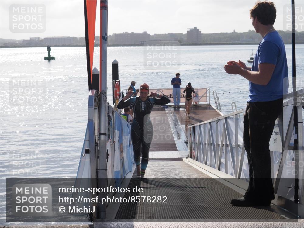 17.08.2025 - KN Förde Triathlon 2025 MichiJ http://msf.ph/oto/8578282 17.08.2025 09:15:40 Schwimmen 141, 149, 131 meine-sportfotos.de