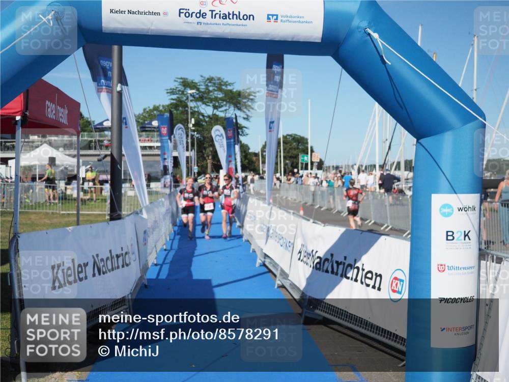 17.08.2025 - KN Förde Triathlon 2025 MichiJ http://msf.ph/oto/8578291 17.08.2025 16:13:31 Laufen 27 meine-sportfotos.de