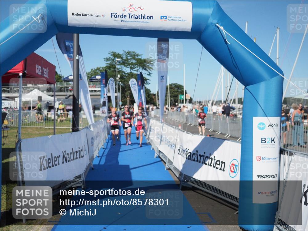 17.08.2025 - KN Förde Triathlon 2025 MichiJ http://msf.ph/oto/8578301 17.08.2025 16:13:31 Laufen 27 meine-sportfotos.de