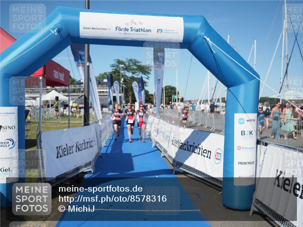 17.08.2025 - KN Förde Triathlon 2025 MichiJ http://msf.ph/oto/8578316 17.08.2025 16:13:32 Laufen 27 meine-sportfotos.de
