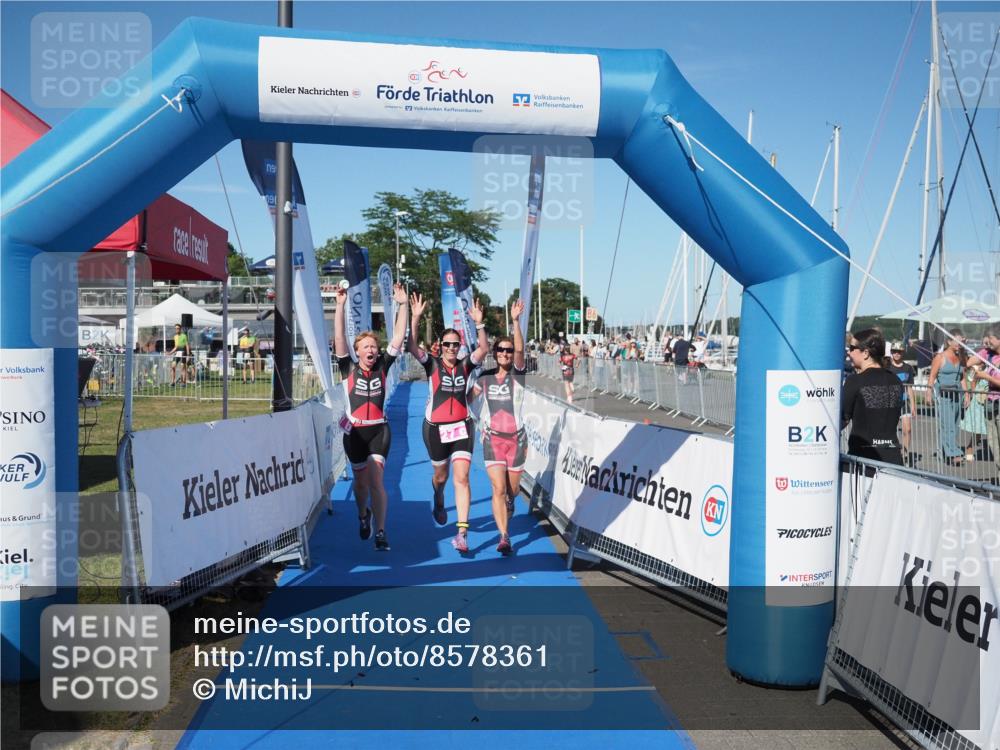 17.08.2025 - KN Förde Triathlon 2025 MichiJ http://msf.ph/oto/8578361 17.08.2025 16:13:34 Laufen 27 meine-sportfotos.de