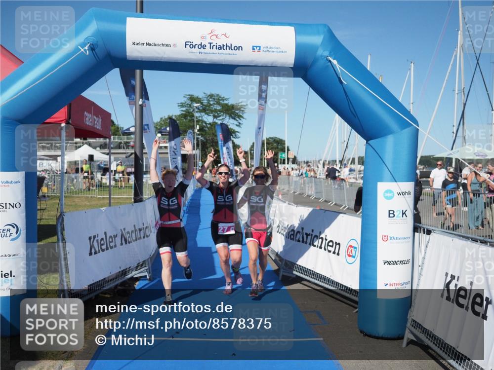 17.08.2025 - KN Förde Triathlon 2025 MichiJ http://msf.ph/oto/8578375 17.08.2025 16:13:34 Laufen 27 meine-sportfotos.de