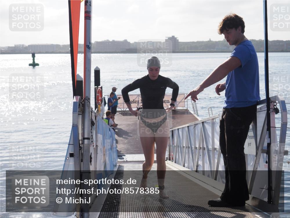 17.08.2025 - KN Förde Triathlon 2025 MichiJ http://msf.ph/oto/8578385 17.08.2025 09:15:47 Schwimmen 131, 141, 131, 168 meine-sportfotos.de