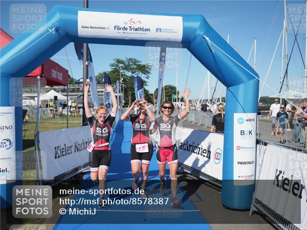 17.08.2025 - KN Förde Triathlon 2025 MichiJ http://msf.ph/oto/8578387 17.08.2025 16:13:34 Laufen 27 meine-sportfotos.de