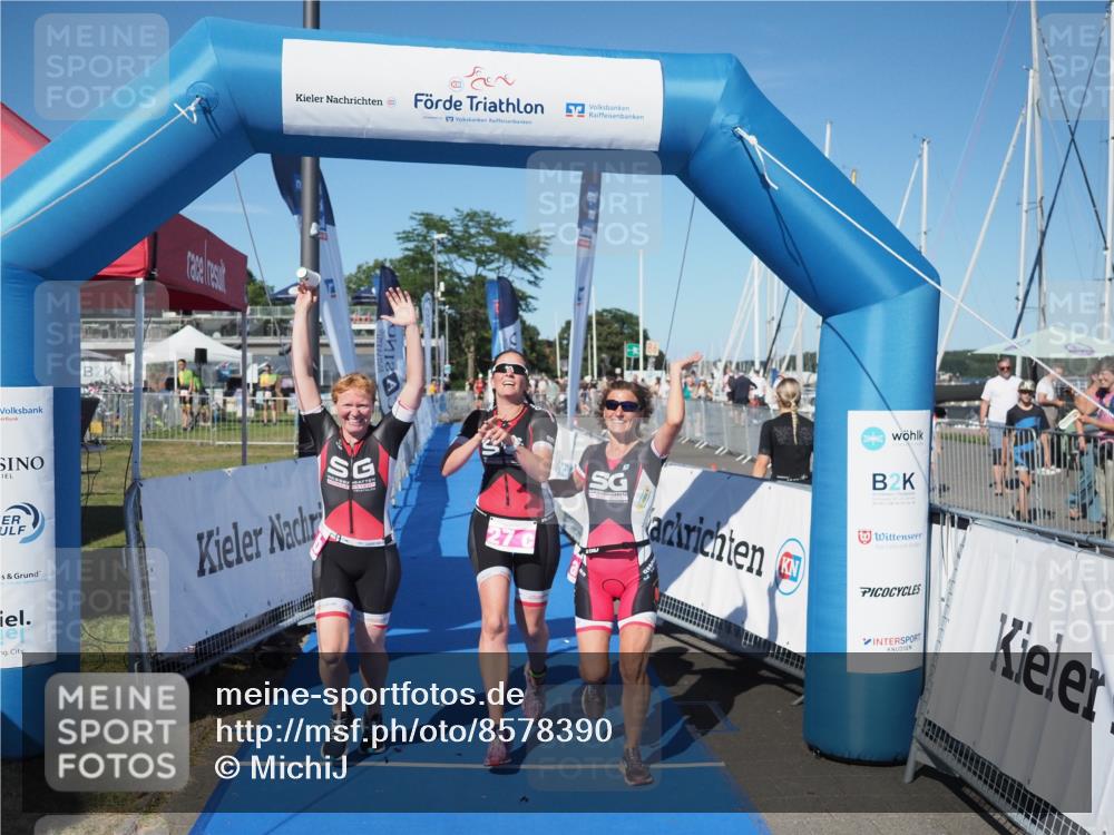 17.08.2025 - KN Förde Triathlon 2025 MichiJ http://msf.ph/oto/8578390 17.08.2025 16:13:35 Laufen 27 meine-sportfotos.de