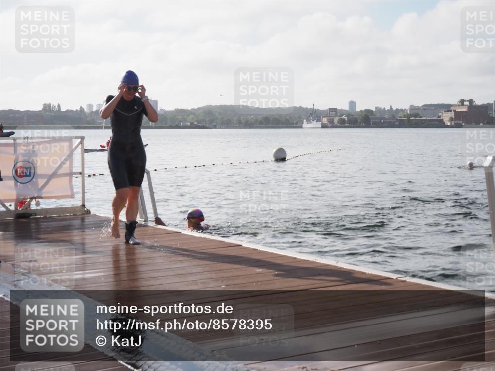 17.08.2025 - KN Förde Triathlon 2025 KatJ http://msf.ph/oto/8578395 17.08.2025 09:19:07 Schwimmen 173, 184, 219, 220, 173, 184, 219, 220 meine-sportfotos.de