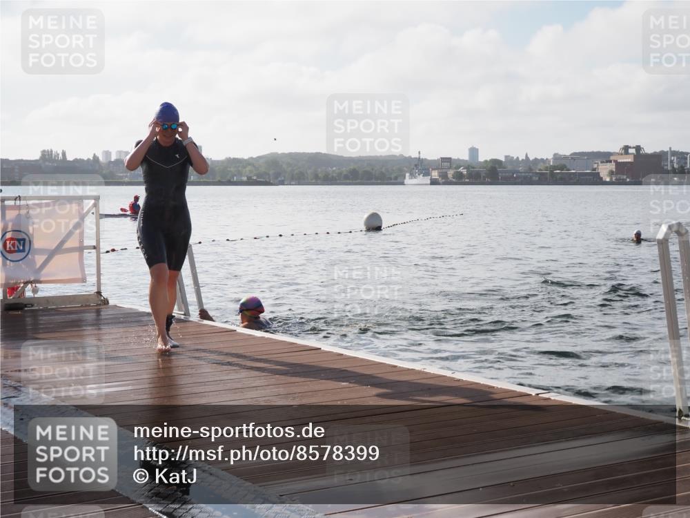 17.08.2025 - KN Förde Triathlon 2025 KatJ http://msf.ph/oto/8578399 17.08.2025 09:19:07 Schwimmen 173, 184, 219, 220, 173, 184, 219, 220 meine-sportfotos.de