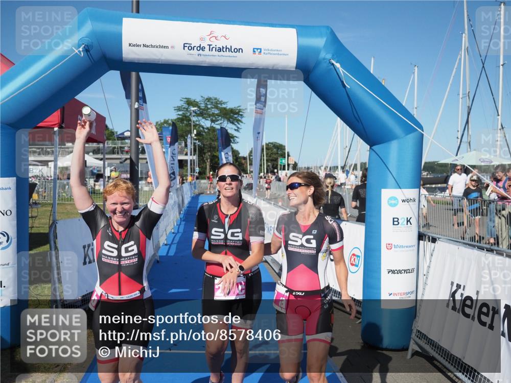 17.08.2025 - KN Förde Triathlon 2025 MichiJ http://msf.ph/oto/8578406 17.08.2025 16:13:35 Laufen 27 meine-sportfotos.de
