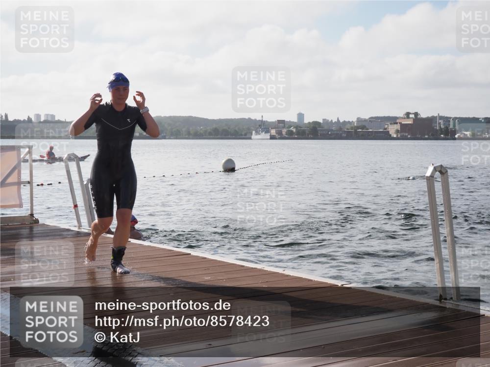 17.08.2025 - KN Förde Triathlon 2025 KatJ http://msf.ph/oto/8578423 17.08.2025 09:19:08 Schwimmen 173, 184, 219, 220, 173, 184, 219, 220 meine-sportfotos.de