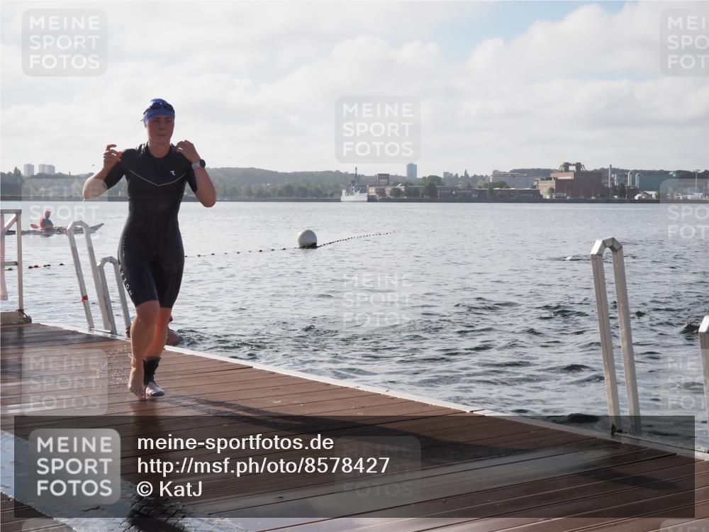 17.08.2025 - KN Förde Triathlon 2025 KatJ http://msf.ph/oto/8578427 17.08.2025 09:19:08 Schwimmen 173, 184, 219, 220, 173, 184, 219, 220 meine-sportfotos.de