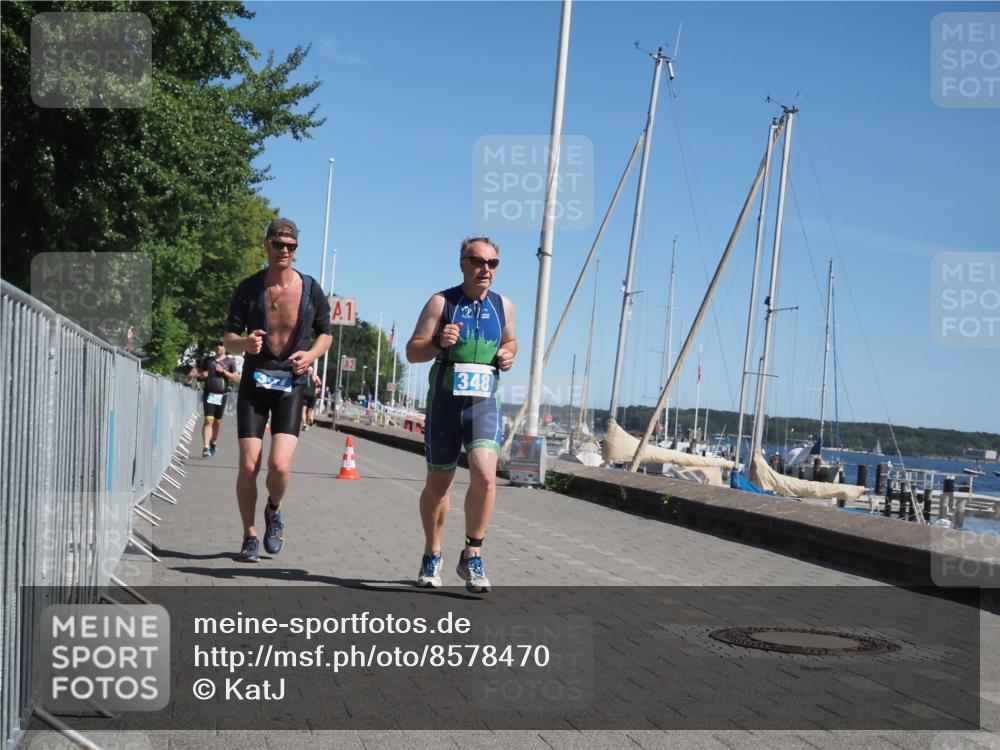 17.08.2025 - KN Förde Triathlon 2025 KatJ http://msf.ph/oto/8578470 17.08.2025 12:14:36 Laufen 302, 337, 348 meine-sportfotos.de