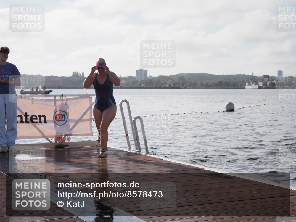 17.08.2025 - KN Förde Triathlon 2025 KatJ http://msf.ph/oto/8578473 17.08.2025 09:19:12 Schwimmen 173, 184, 219, 220, 173, 184, 219, 220 meine-sportfotos.de