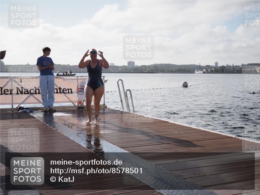 17.08.2025 - KN Förde Triathlon 2025 KatJ http://msf.ph/oto/8578501 17.08.2025 09:19:13 Schwimmen 173, 184, 219, 220, 173, 184, 219, 220 meine-sportfotos.de