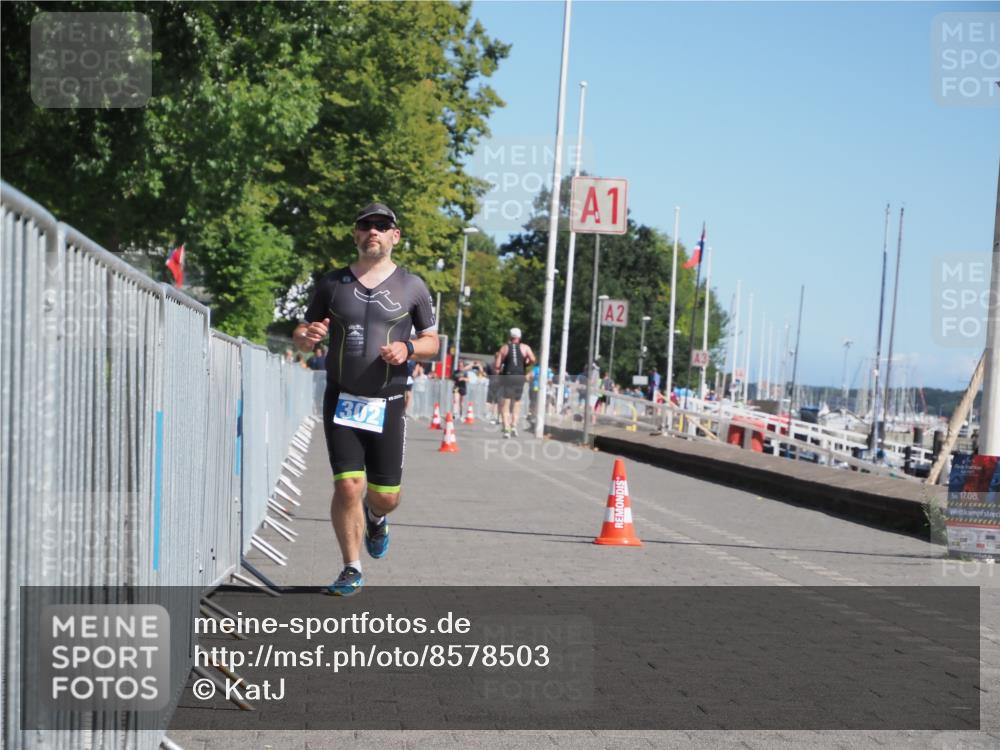 17.08.2025 - KN Förde Triathlon 2025 KatJ http://msf.ph/oto/8578503 17.08.2025 12:14:40 Laufen 302, 337, 348 meine-sportfotos.de