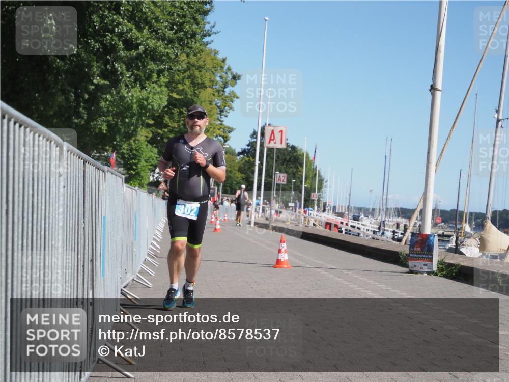 17.08.2025 - KN Förde Triathlon 2025 KatJ http://msf.ph/oto/8578537 17.08.2025 12:14:41 Laufen 302, 337 meine-sportfotos.de